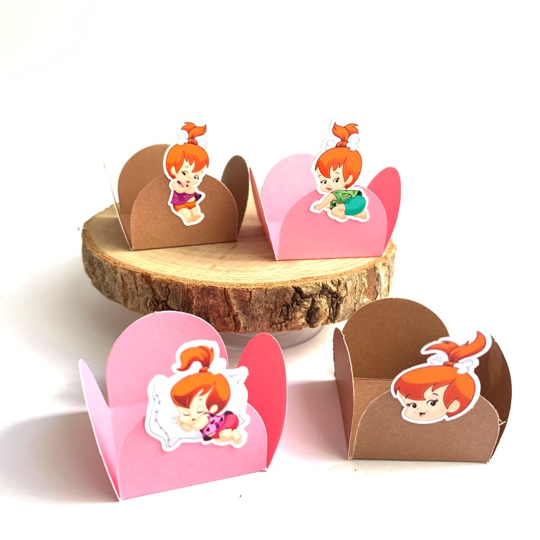 100 Forminhas para Doces Pedrita Menina