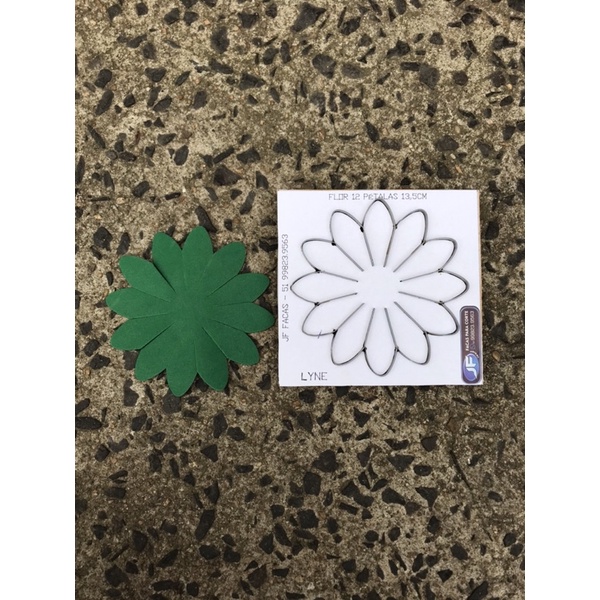 Faca para corte Flor 12 pétalas 13,5cm | Shopee Brasil