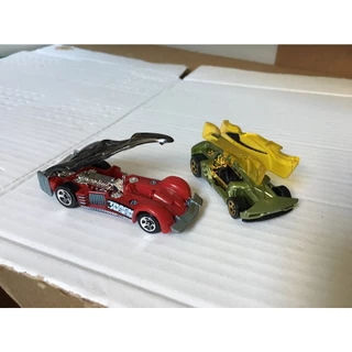 hot wheels carro que levanta cockpit e abre porta lateral 2 modelos carrinho brinquedo