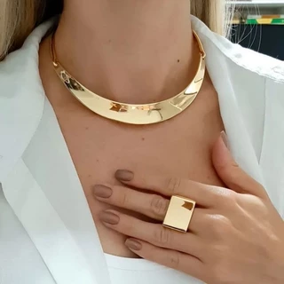 Colar/Choker Aro Dourado acessório da mulher moderna/elegante