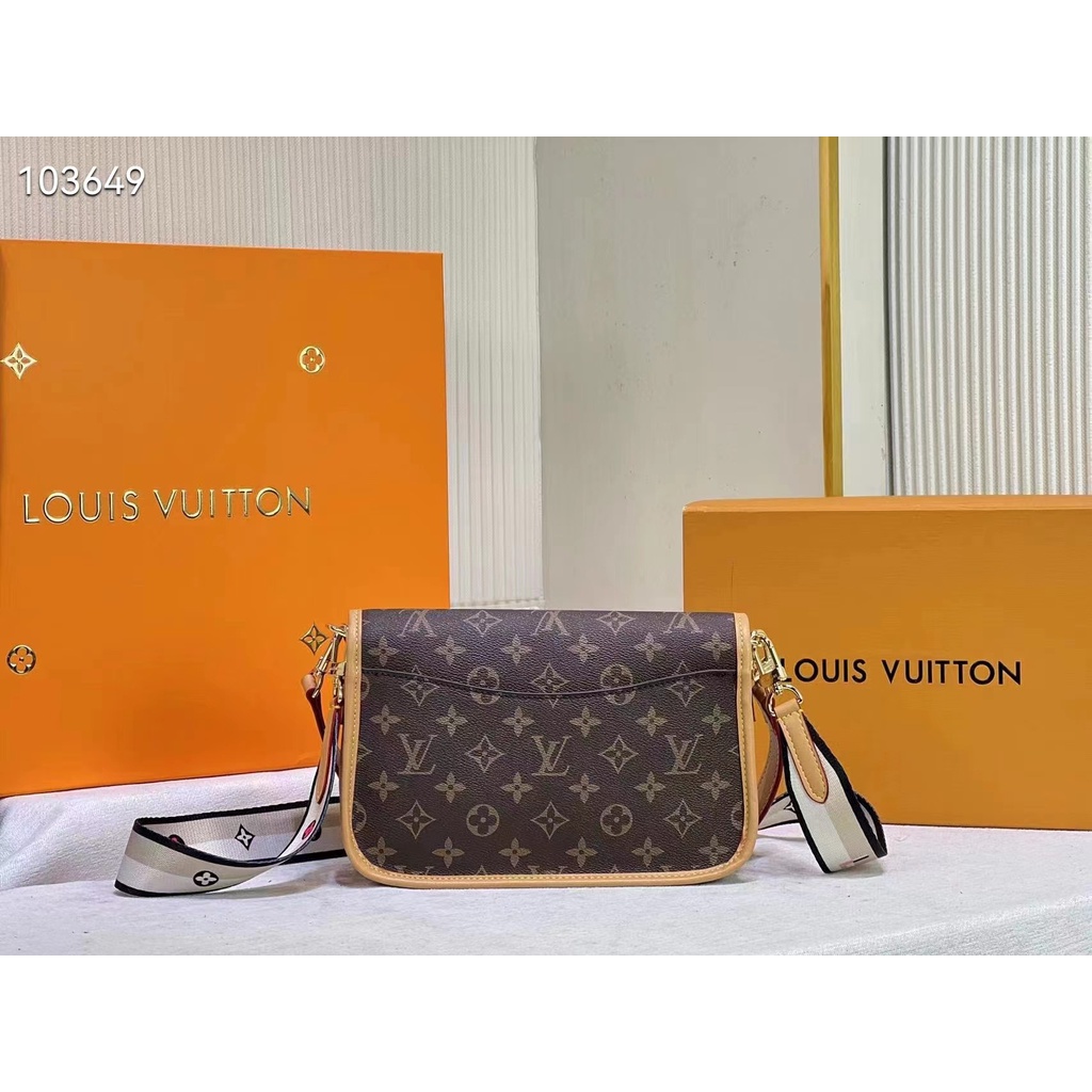 Louis Vuitton  Diane M45985 - 25 x 9 x 15 cm 