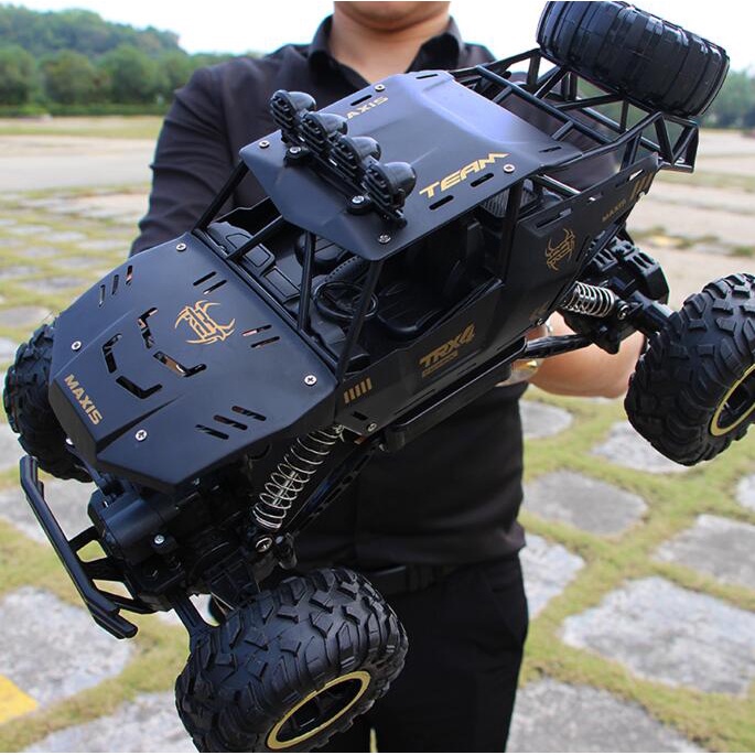 Carro De Controle Remoto Oversized Veículo Fora Da Estrada Quatro