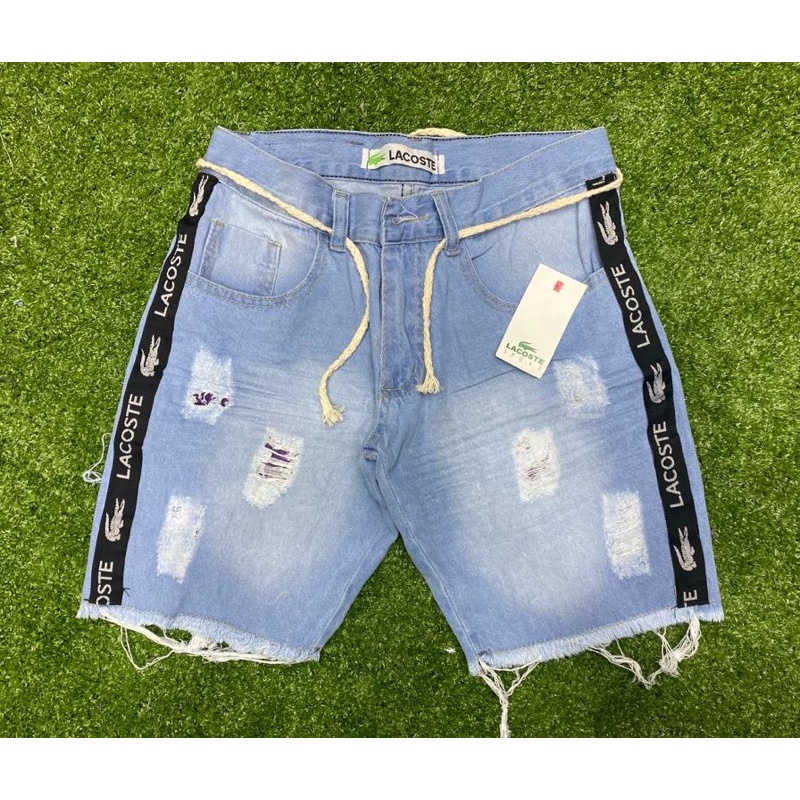 Bermuda jeans com rasgos