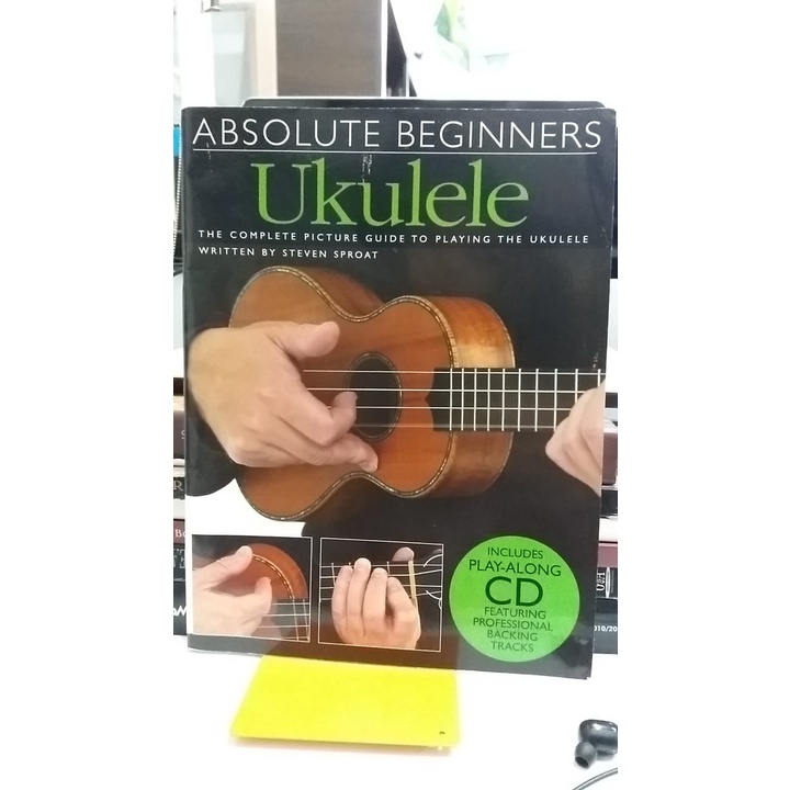 LIVRO ABSOLUTE BEGINNERS - UKULELE - COM CD | Shopee Brasil