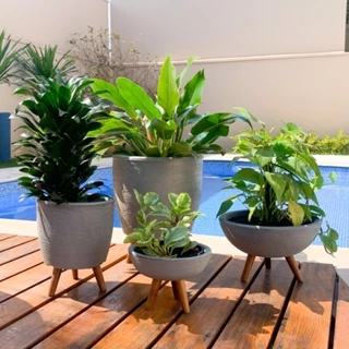 Kit 4 Vasos Decoração Com Tripé De Madeira Para Plantas E Flores