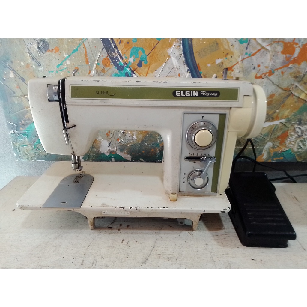 Máquina de costura Super zig-zag Elgin (ler anúncio) | Shopee Brasil