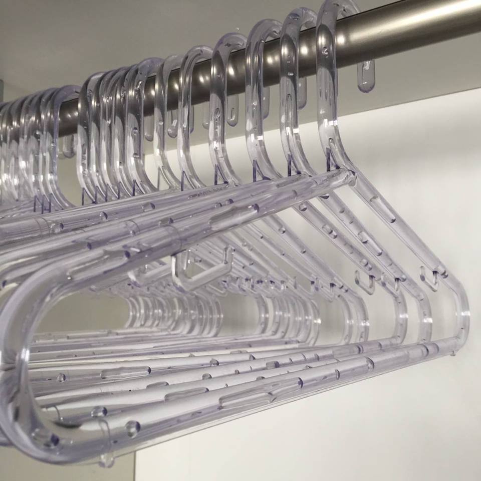 Cabide Adulto Acrílico Transparente Kit 10 Unidades | Shopee Brasil