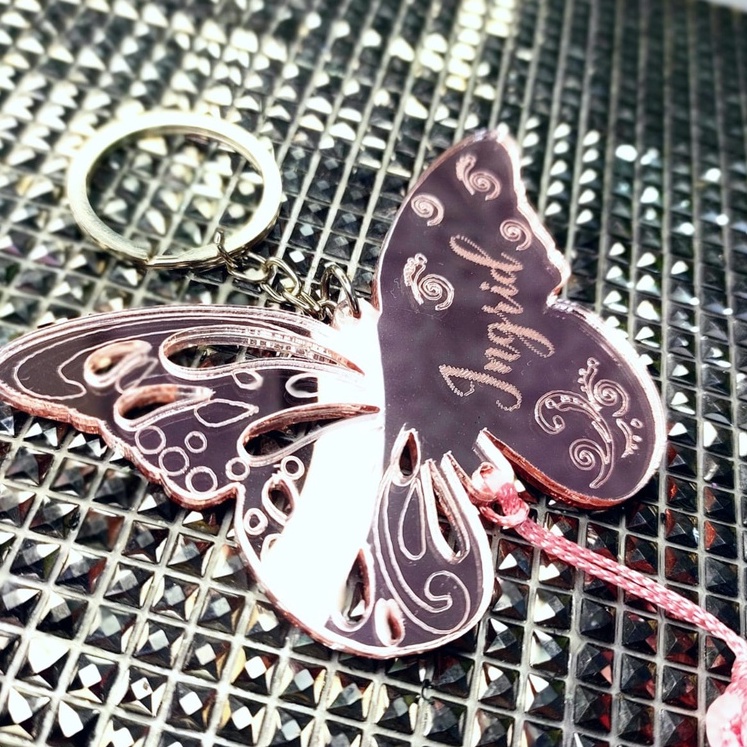 Chaveiro Acrílico Borboleta Personalizado Com O Nome Gravado + Penduricalho