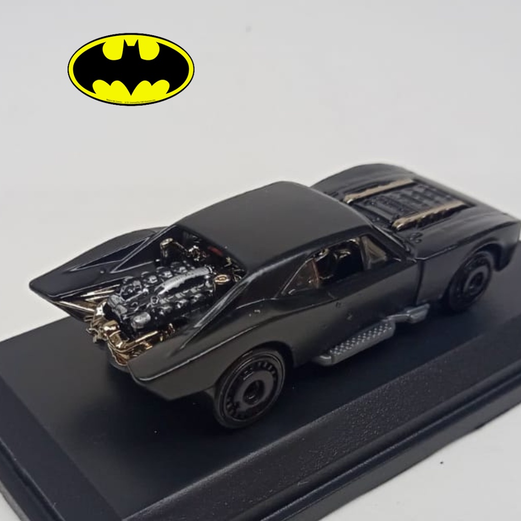*HOT WHEELS - BATMAN + base e case - escala 1:64 - LOOSE - NOVA