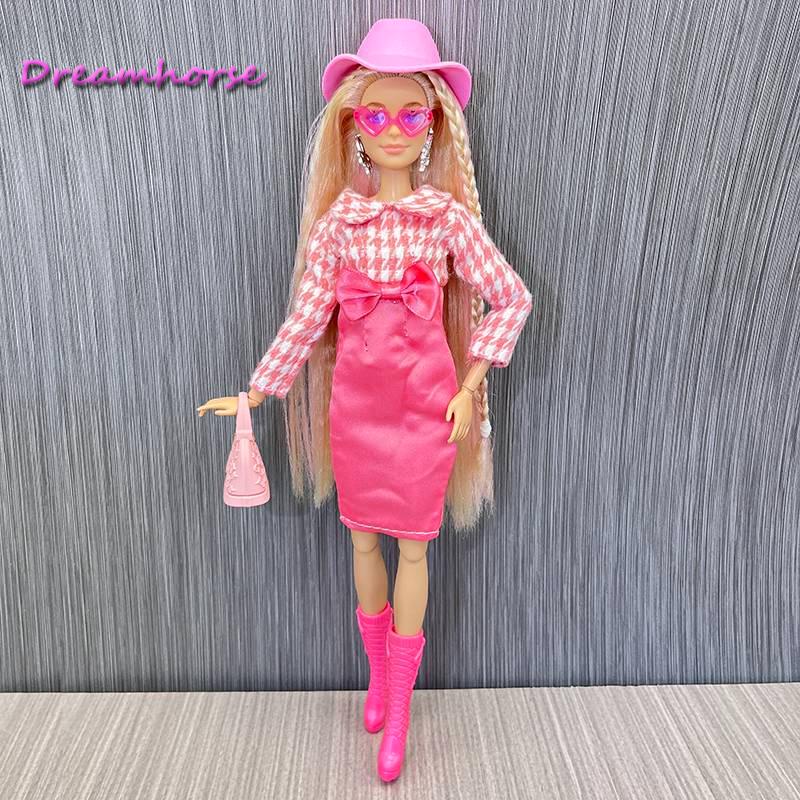Brechó Garagem Rosa - 🚫VENDIDAS🚫 Boneca Barbie original Troca de roupa R$  30,00 #brechogaragem #brecho #garagem #usado #zonasulsp #rosa #saopaulo # roupas #sapatos #tenis #adulto #infantil #bebe #masculino #feminino  #brinquedos #acessorios #pink