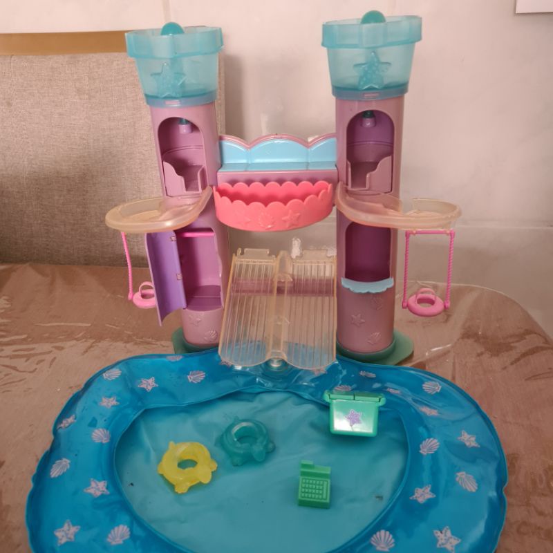 Polly pocket parque aquático antigo 2003 | Shopee Brasil
