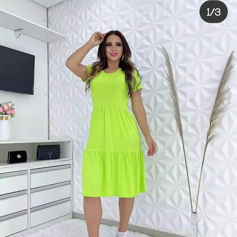 Vestido Midi Soltinho de Tricoline com Marias e Faixa