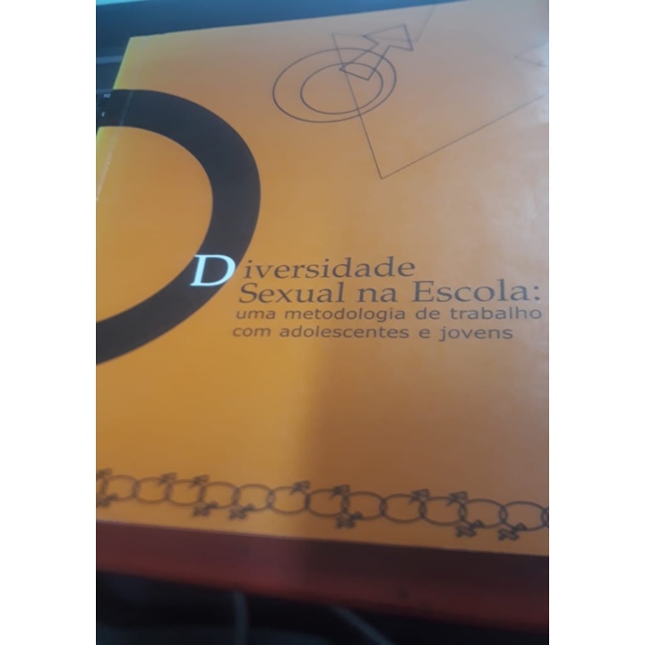 Diversidade Sexual Na Escola Uma Metodologia De Trabalho Com Adolescentes E Jovens Autor Beto De 9696