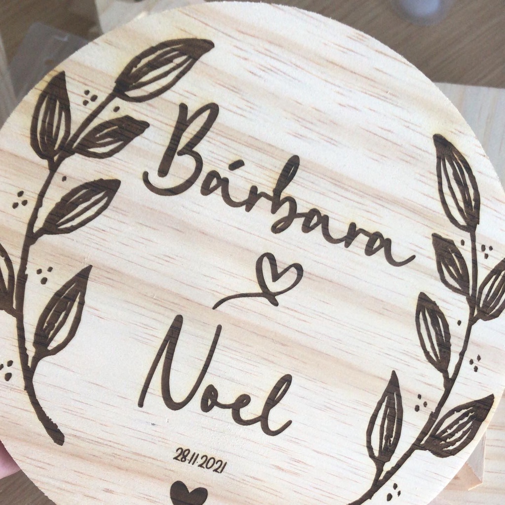 Porta Aliança Casamento Personalizado de Madeira Pinus Noivado