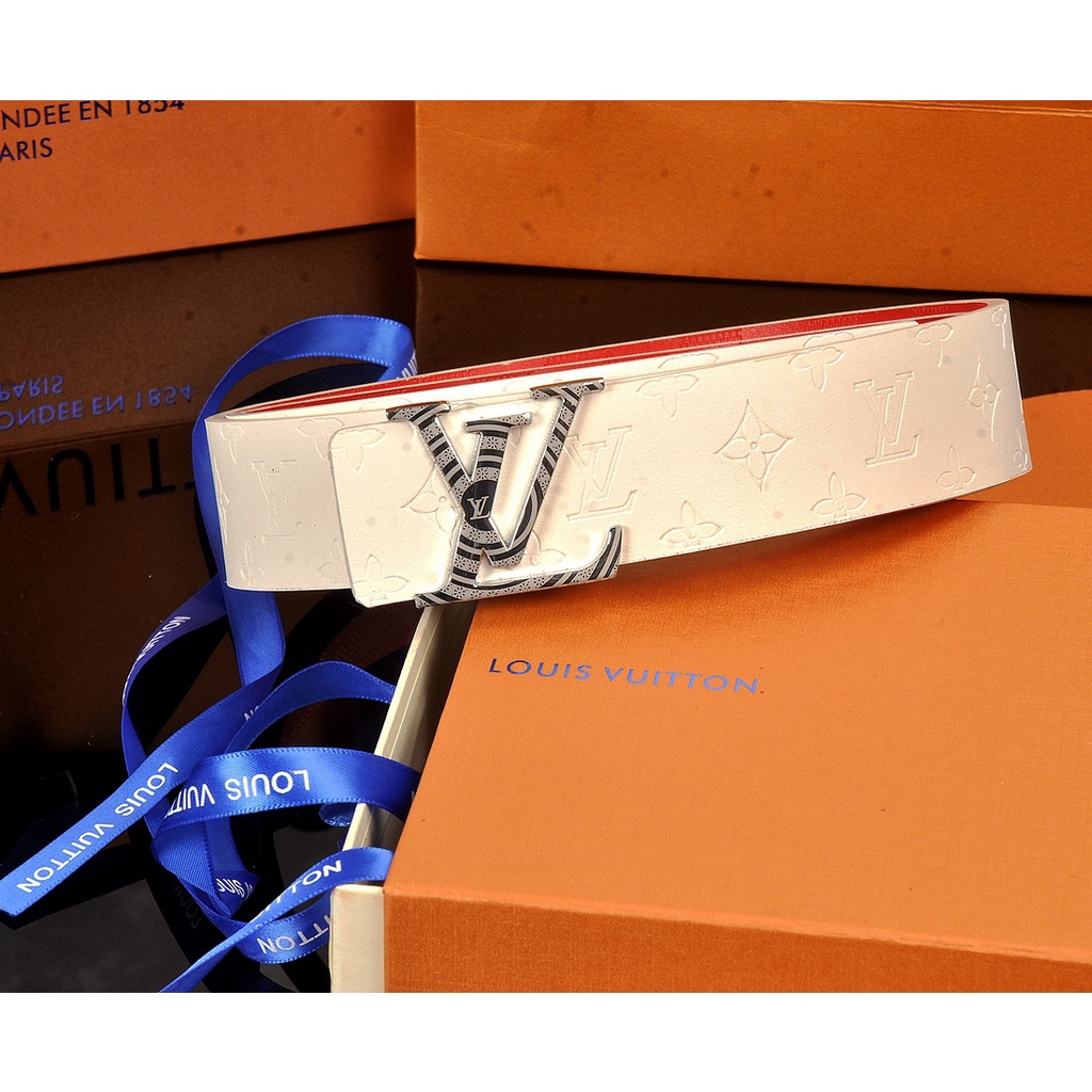 Louis Vuitton revela sua última coleção de cintos