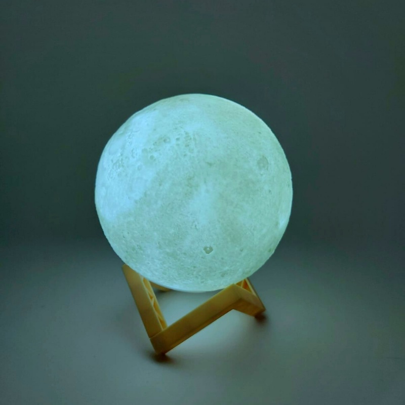 Luminária Lua Cheia Realista Com Base Sem Fio Monocromática 11cm Cor
