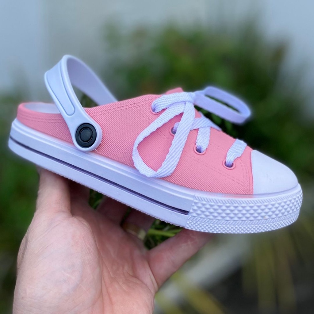 Tenis feminino hot sale de plastico