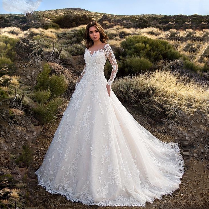 Vestido de Noiva Princesa com Aplique em Renda Manga Longa Vestido de  Casamento Rodado (52)