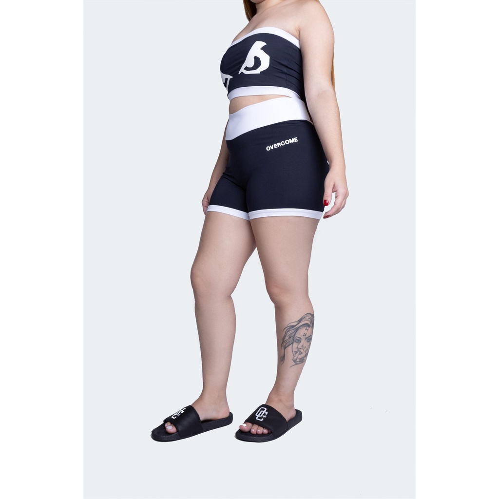 Shorts Overcome x Bad Boy Preto/Branco