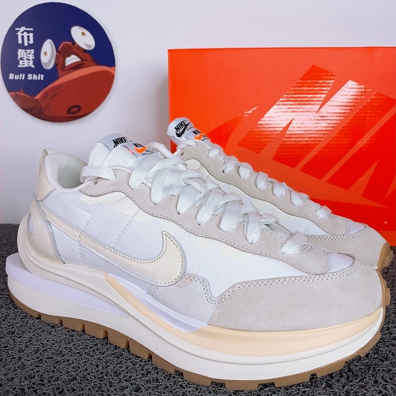 nike sacai cream