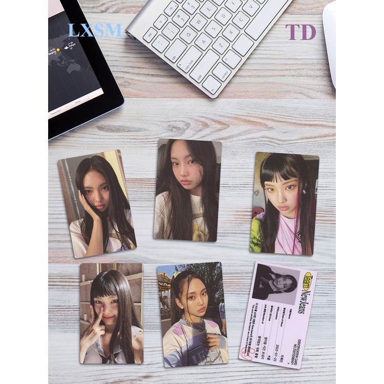 New jeans photocard outlet set