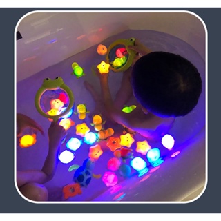 Engraçado infantil brinquedos de banho indução elétrica bebê bola sprinkler  com luz música crianças água jogar bola brinquedos de banho crianças  presentes - AliExpress