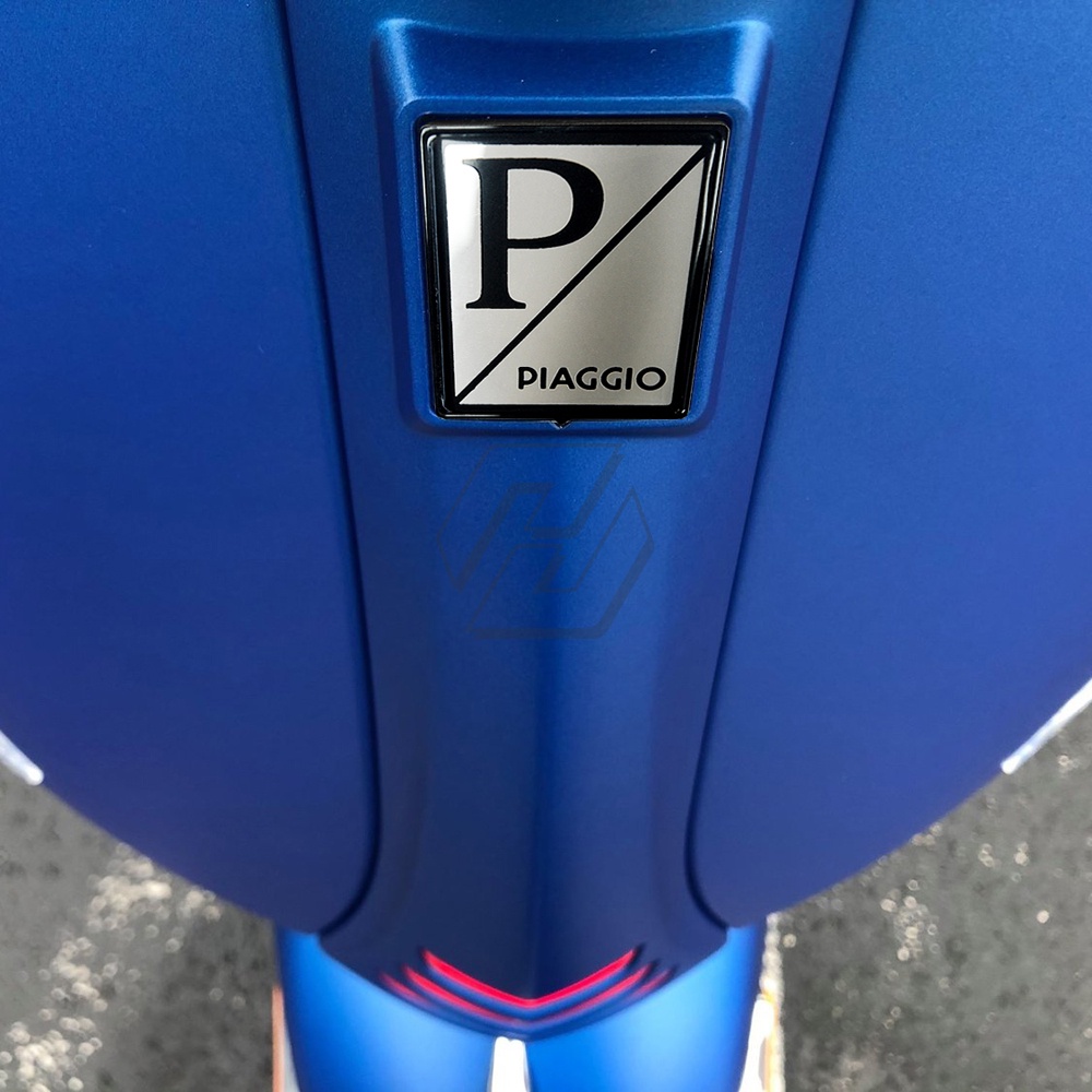 Emblème Avant Horncover Italie Pour Vespa LX Primavera Sprint GTS Super – Badge Logo Piaggio Aluminium ABS