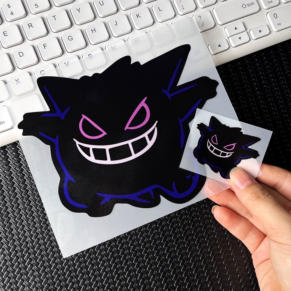 ○ Artesanal Fofo Pokémon Pequeno Gengar Anime Carro Adesivo Motocicleta  Autocolante Elétrico Notebook Mala - Corre Que Ta Baratinho