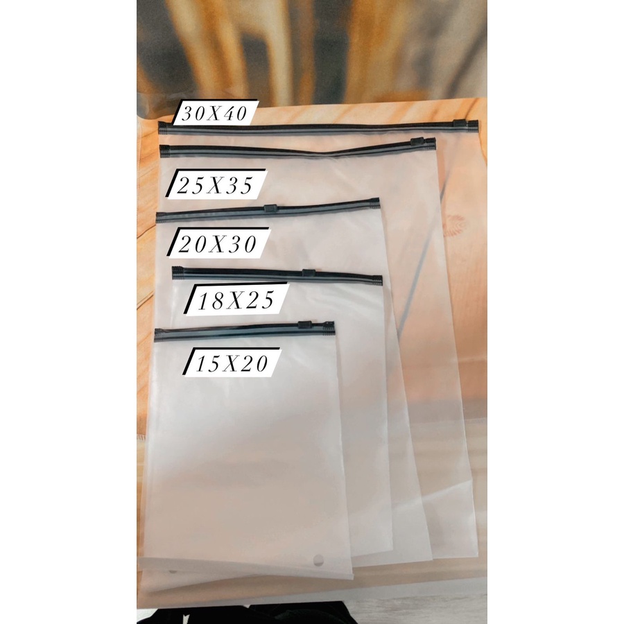 Saco Ziper Fosco Para Roupa com 50 Unidades