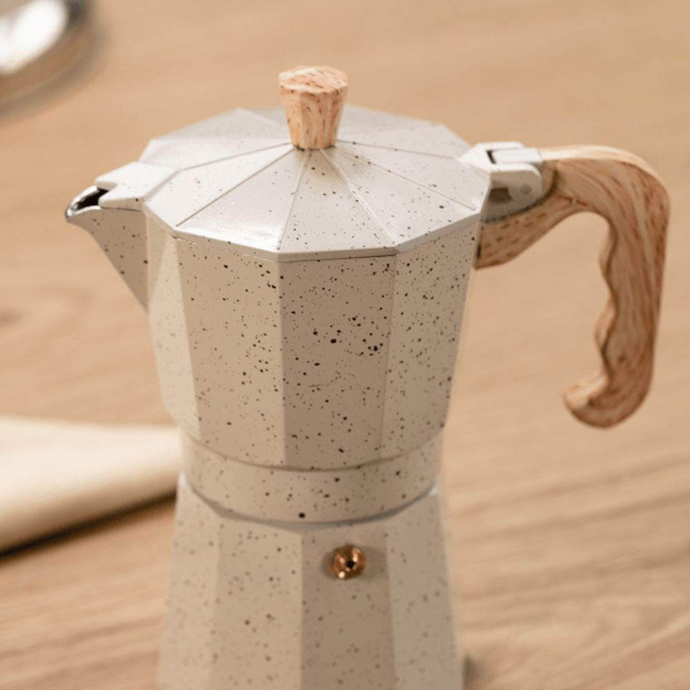 Cafeteira Italiana 6 Xícaras de Alumínio Vanilla Cabo Silicone Verona Brinox