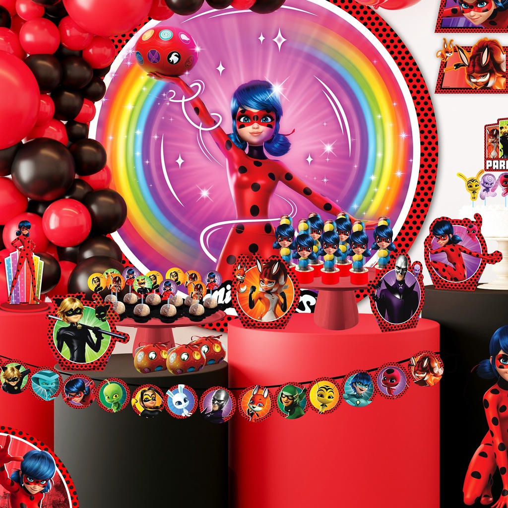 Topo de Bolo Miraculous LadyBug  Miraculous ladybug party, Ladybug  birthday, Ladybug girl