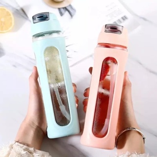 Garrafa de Agua Com Canudo e Bico Squeeze Plástica 650ml