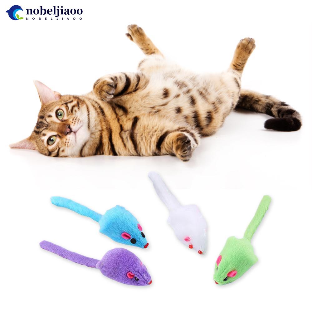 Conjunto De Brinquedos De Gato De Contorno. Jogos Para Gatinhos. Bens E  Acessórios Para Pet Shop. Página De Colorir Para Crianças Com Suprimentos  Para Animais Domésticos. Ilustrações Vetoriais Isoladas Em Estilo De