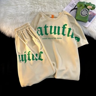 Fato Esportivo Americano De Moda Camiseta De Verão Com Meia Manga Redonda De Pescoço Mais Calção De Tamanho Para Homens Na , Todos Combinam Conjunto De Duas Peças