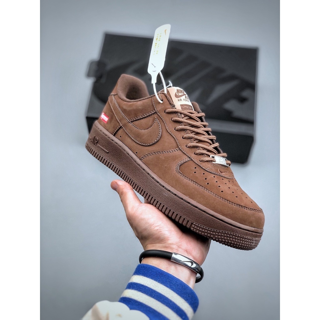 Supreme hot sale casual shoes