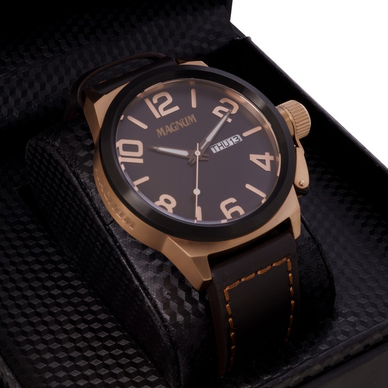 Relógio Magnum Masculino Preto Silicone MA34414Q