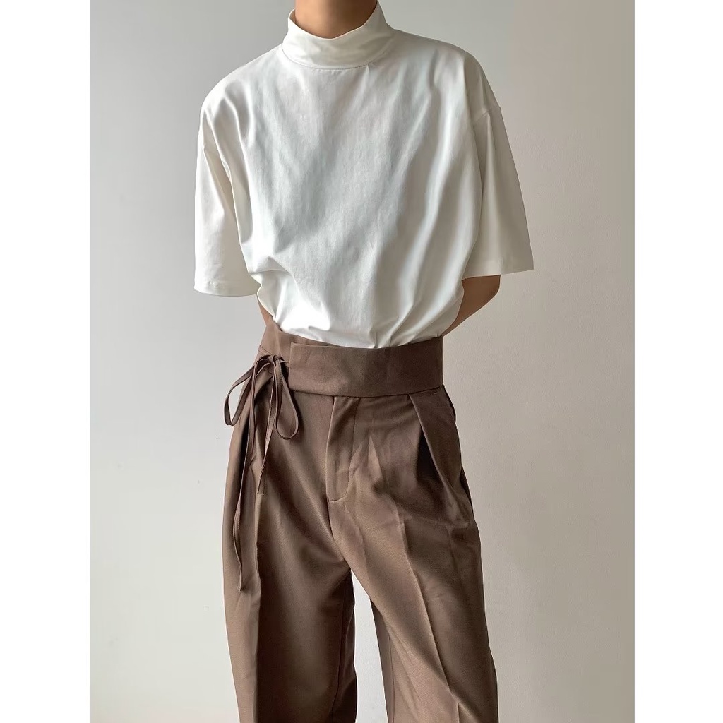 Camiseta de manga curta Summer New Style Loose Street Wear Black Half-High Collar Short-Sleeved T @