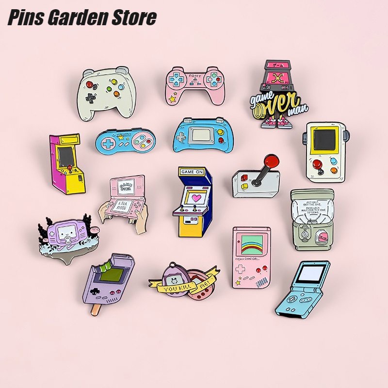 Pins De Jogo De Desenhos Animados 90s Gamepad retro Moda Vários consoles De Jogos Dinâmicos Alças De design Divertido Broche De Esmalte Crachá Laple