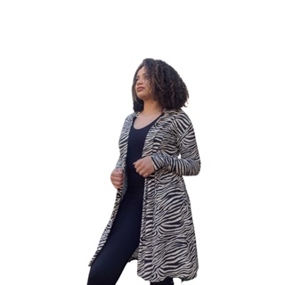 Cardigan em Malha Estampa Animal Print Onça Zebra Cardigã