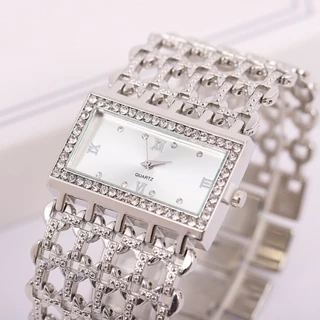 Venda a quente Tendência de Moda Tendência de Moda Atmosférica Tudo em Harmonia Relógio de Moda Oca Alloy Square Pulseira de Banda Larga Ladies Bracelet Relógio Casual Business Goddess