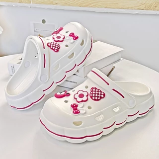 Sapatos De Verão Buraco Fofo Feminino EVA Baotou Half Tuo Girl Heart Sandálias Estudantis Chinelos De Praia Chinelo