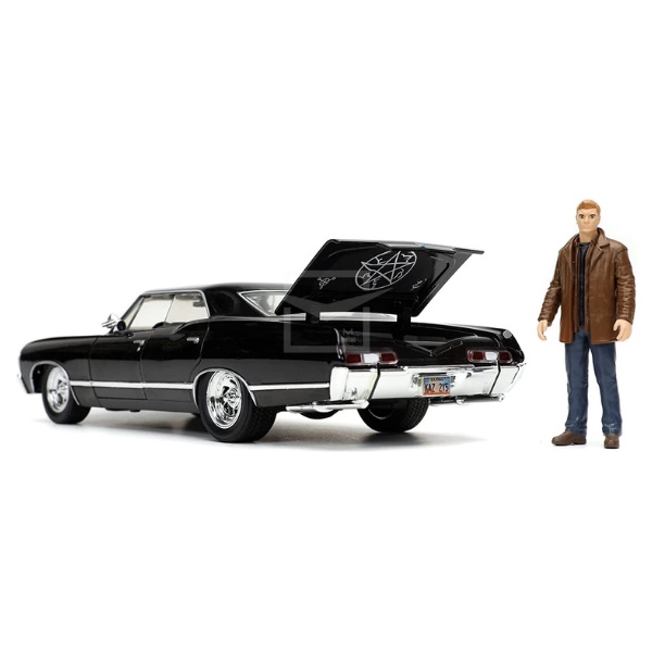 Chevy Impala SS Sport Sedan 1967 - Dean Winchester