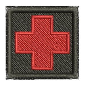 Patch bordado cruz vermelha fundo preto