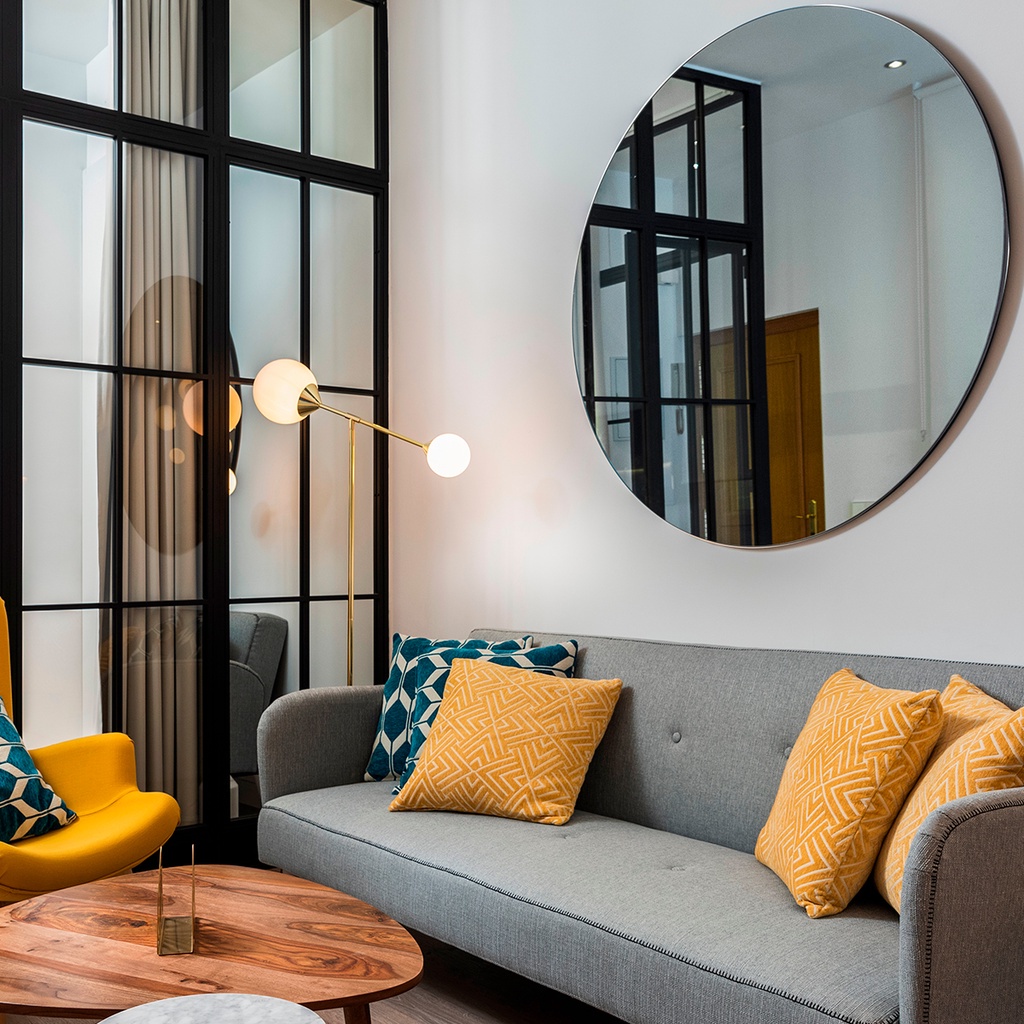 Espelho 60cm Lapidado Para Banheiro + Kit de Instalação