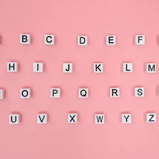 Pingente Letras Love Grey para Caderno Inteligente - QuinCI LikeU Quadrado Preto
