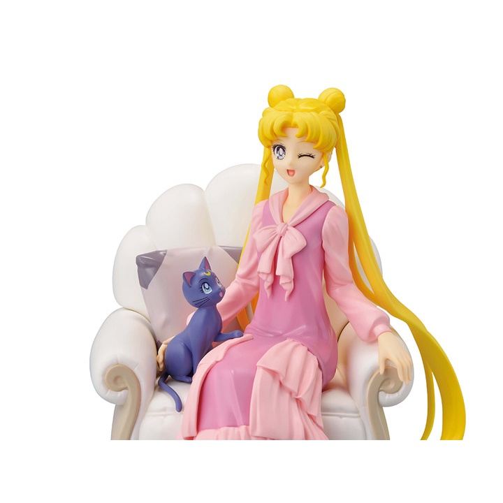 Sailor Moon Cosmos: Usagi and Luna Antique Style Ichibansho Figure