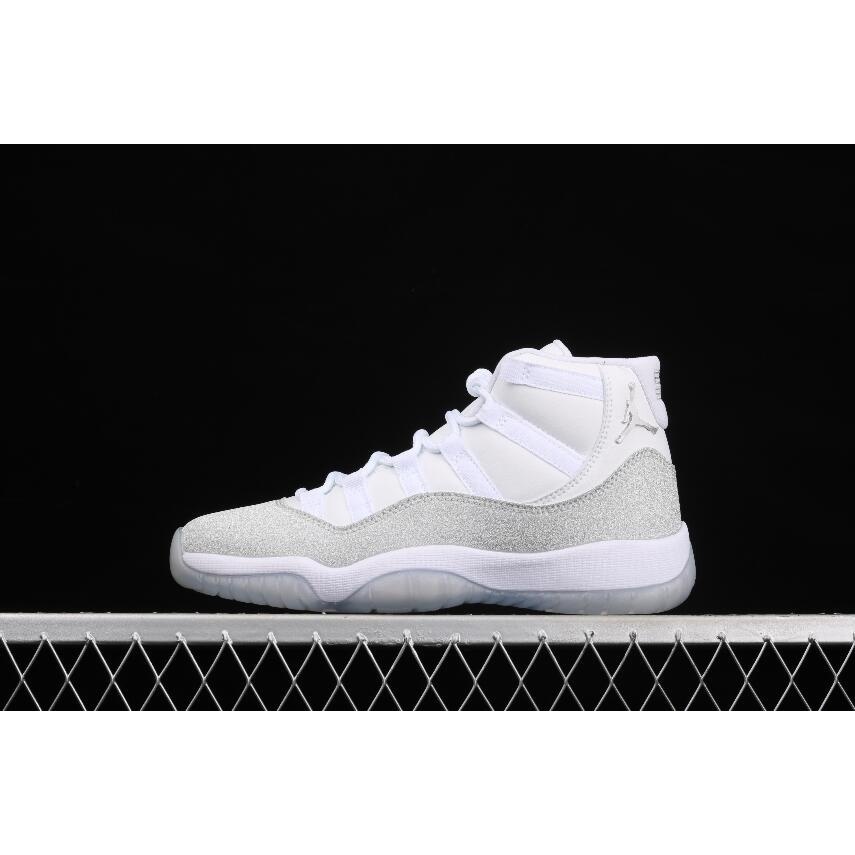 Tênis Da Moda wmns air jordan 11 retro Branco Metálico Prata ar0715-100