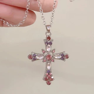 Novo Colar Spicy Girl Cross Necklace Com Diamantes Para A Indústria Pesada Feminina Cadeia De Colarinho De Pequeno Design Europeu E Americano