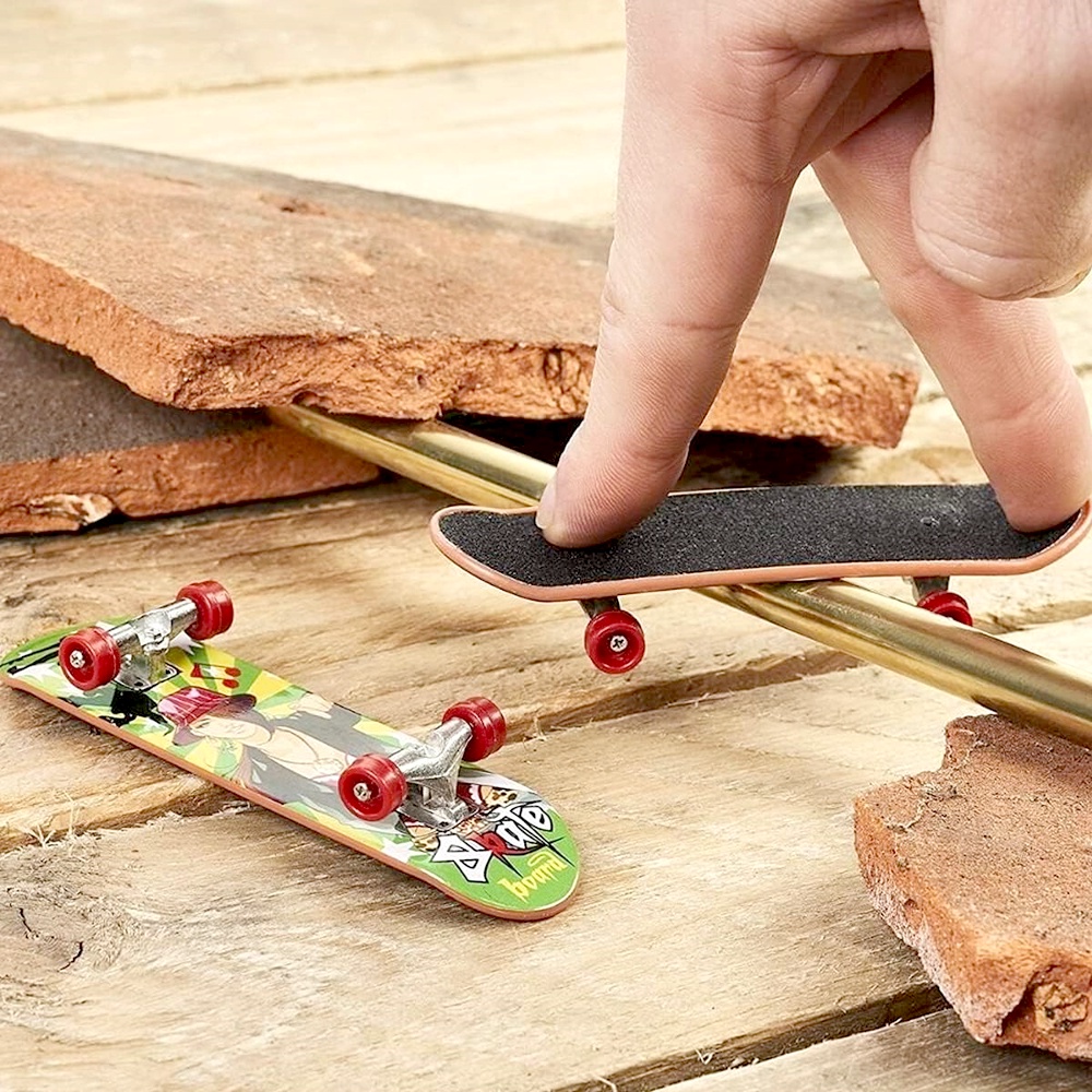 5 SKATE DEDO PROFISSIONAL SHAPE COM LIXA PARA RAMPA PISTA - Loja do  Abençoado Festas Artigos para festas e Decoração de Aniversário com os  melhores preços e condições ! Compra 100% Segura