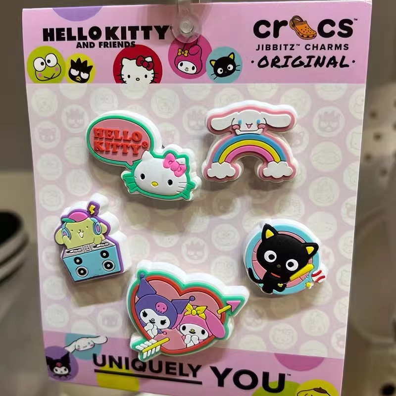 Hello kitty jibbitz für deals crocs